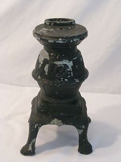AMERICANA/VINTAGE METAL CHIPPY BLACK MINIATURE POT BELLIED STOVE (LAMP 