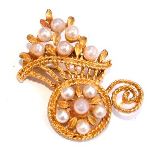 Gold & Pearl Wheel Barrow Floral Market Pin Old Retro Vintage Costume 