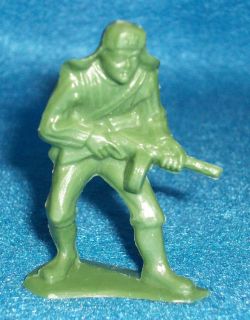 Timmee Toy 60mm WWII Russian soldier with burp gun in green lot#2