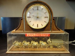 Vintage Budweiser Clydesdale Clock/Light