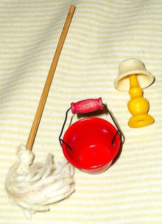 Dollhouse Item Lot Mop Bucket And Renwal Table Lamp Excellent 
