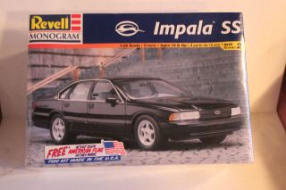 Model Car Impala Chevrolet SS 1/25 scale Revell Monogram Model Kit 