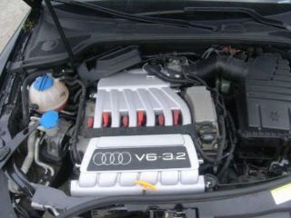 Audi A3 3.2 8P Intake Manifold Engine Cover 3.2L V6 TT VW R32 MK5 