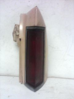 RIGHT TAIL LIGHT LINCOLN TOWN CAR FACTORY OEM80 81 82 83 84 PAINT 