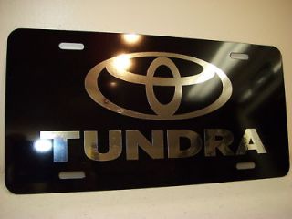 Toyota Tundra chrome/black license plate