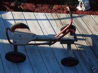 Vintage Medal Sit and Ride Radio Flyer Bean Style with working horn