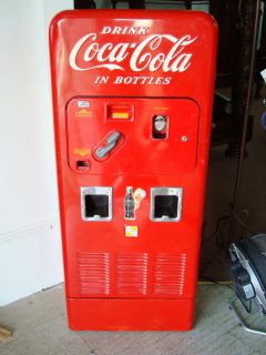 bottle coke machine in Soda