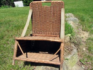 Vintage Wicker Folding Canoe Seat w Storage   RARE THIS NICE