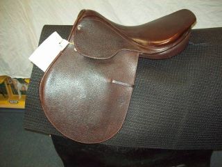 courbette saddle in Saddles