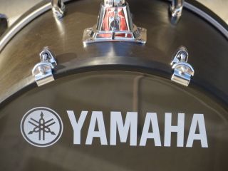 Yamaha Stage Custom 5 piece w/ Hardware   Matte Black