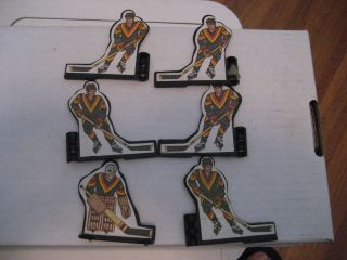Vintage Coleco Hockey Game Spinning Figures Vancouver Canucks Players