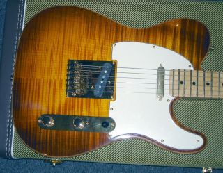 Fender Select Telecaster Chambered ash, gold hw, violin burst finish