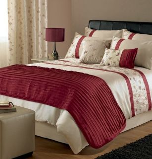 red and gold bedding