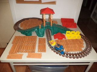 The Original Lincoln Logs RED RIVER EXPRESS TRAIN VERY HARD TO FIND