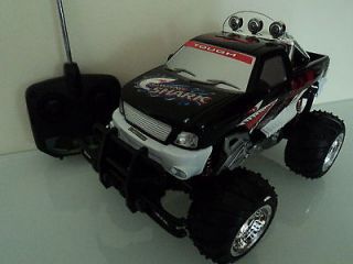 SHARK RADIO REMOTE CONTROL CAR MONSTER TRUCK PICKUP RECHARGEABLE