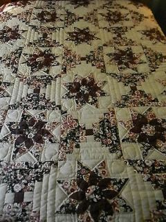 Lancaster County Amish Handmade Queen Size Dahlia Log Cabin Quilt #126