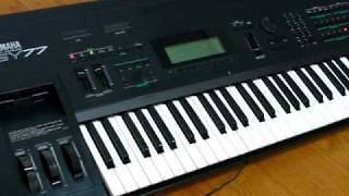 Yamaha SY 77 Synthesizer Keyboard + Extras
