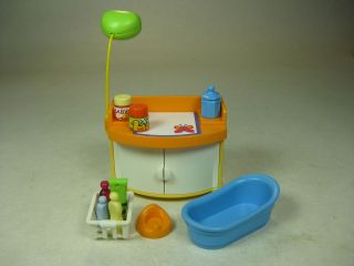 Playmobil Baby Change Table Potty Bath Tub Basket +