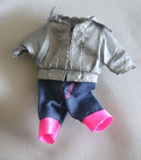 Barbie doll Lil Friends Kelly silver jacket blue pants pink trim 