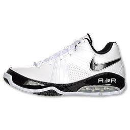   Basketball Shoes White/Black in Clothing, 