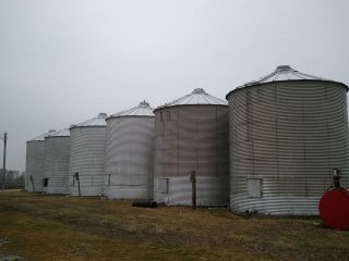 Government Grain Bins/Grain Storage