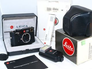  TTL .58x black camera  Perfect for 28 50mm lenses  Case, Box, Flash