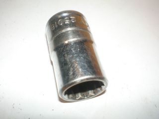 VINTAGE HUSKY 1/2 DRV. 9/16 12 Point Socket # 25018