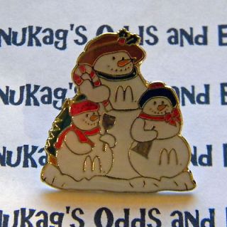   In Package McDonalds Holiday Snowman Family Lapel Pin. FAST SHIPPING