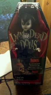 LIVING DEAD DOLLS ANDRAS SERIES 24 IN HAND ) SHIPPING