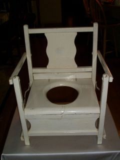 1950s VINTAGE WOOD POTTY CHAIR   SWEET COLLECTIBLE