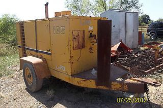 towable air compressor in Business & Industrial