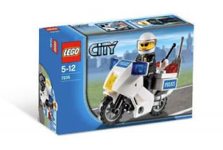 LEGO City 7235 Police Motorcycle Bike Town BRAND NEW