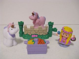   LITTLE PEOPLE MAIDEN MARY ~ LIL KINGDOM CASTLE OR PALACE PLAY SET