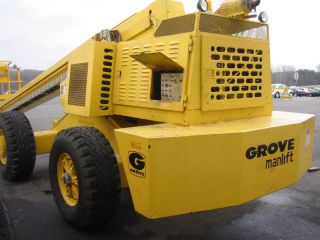 MANLIFT GROVE MZ90, 90 PLATFORM HEIGHT, LOW HOURS