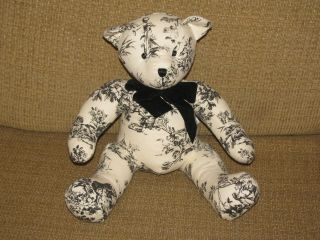 10 Mary Meyer Off White Fabric Teddy Bear Old Fashioned Black Print 