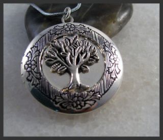 tree of life necklace in Fashion Jewelry