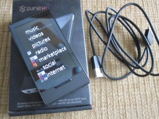Microsoft Zune HD 16 Black (16 GB) Digital Media Player   Excellent 