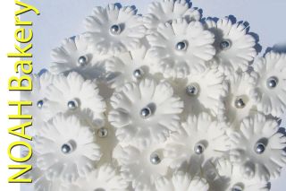White flowers Sweet William edible sugarpaste cake&cupcake topper 30