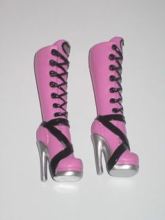 Monster High LOOSE DRACULAURA accessory tall pink heart BOOTS ONLY 