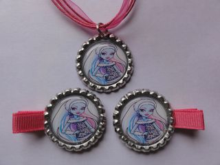 Monster High Abbey Bominable Bottle cap necklace Hair clips #1