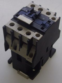   LC1 D18 10 U6 Motor Contactor Relay 240V LC1D1810 See my Feedback