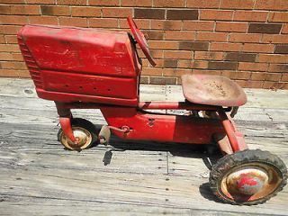 Vintage Murray Pedal Tractor