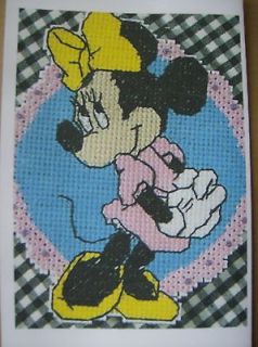 MINNIE MOUSE CUTE PLASTIC CANVAS PATTERN