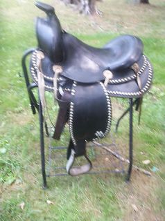   Horn 14.5 western spotted black saddle pleasure parade trail, good