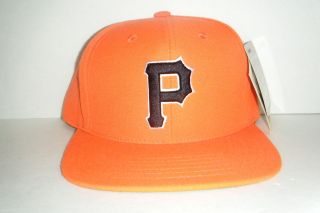 Pittsburgh Pirates Vintage snapback Hat NWT authentic Cap Bright 