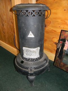   Perfection Smokeless Oil Heater No.330**EUC**A​ntique Oil Heater