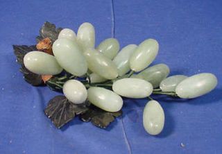 Vintage Oriental Jade Grapes Cluster