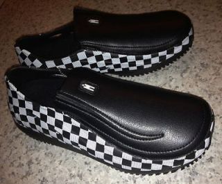 New Womens Sz 7 8 MOZO Sharkz Black Checkerboard Slip Resistant Shoes 