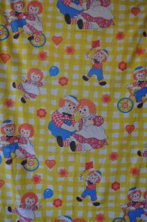 RAGGEDY ANN & ANDY vintage FLAT BED SHEET 1970s fabric