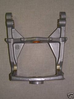 VOLVO PENTA EARLY 290 OUTDRIVE SUSPENSION H FORK NEW 854100